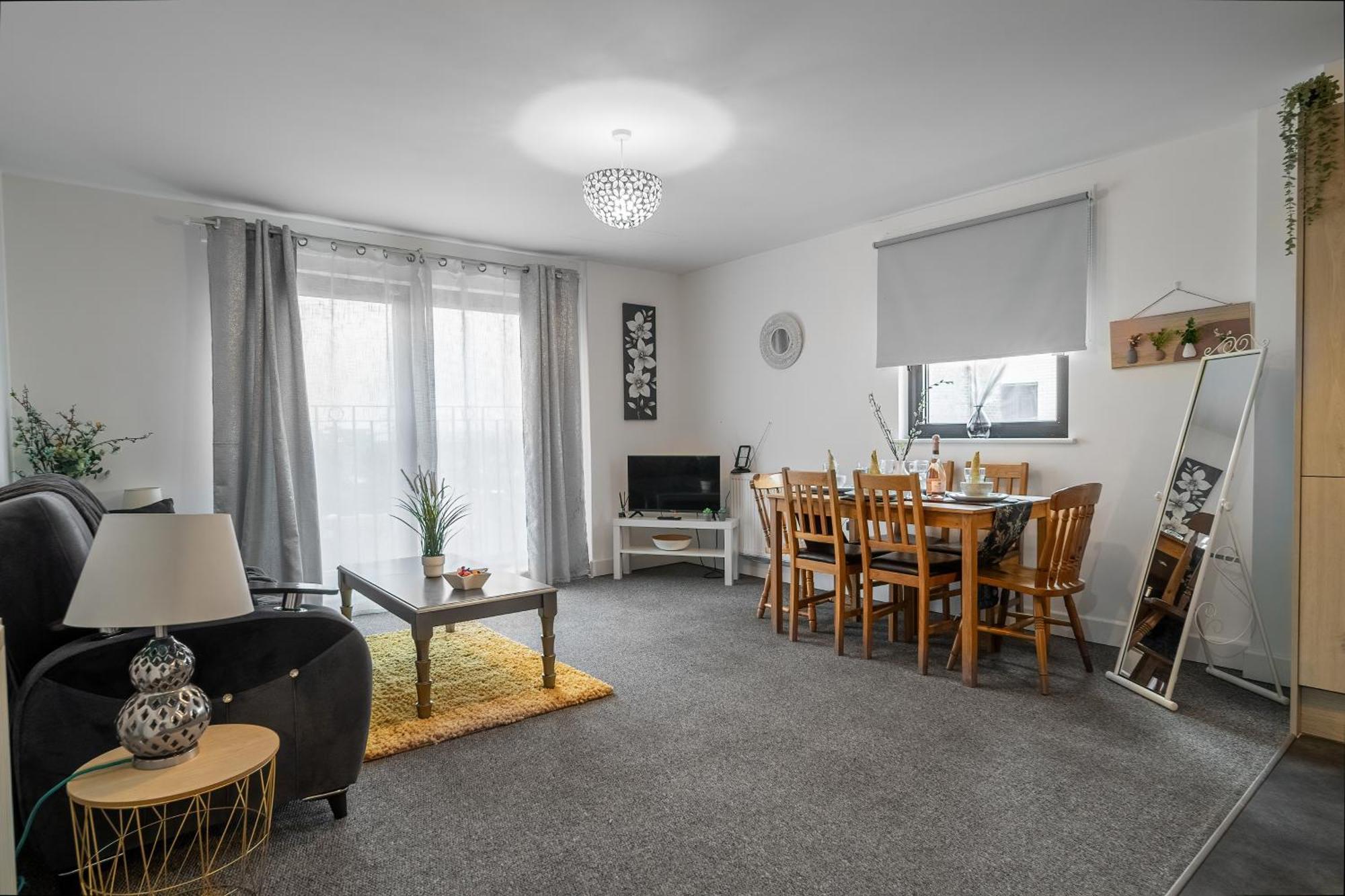 One And Two Bed Apartments Slough Near Heathrow Colnbrook Ngoại thất bức ảnh