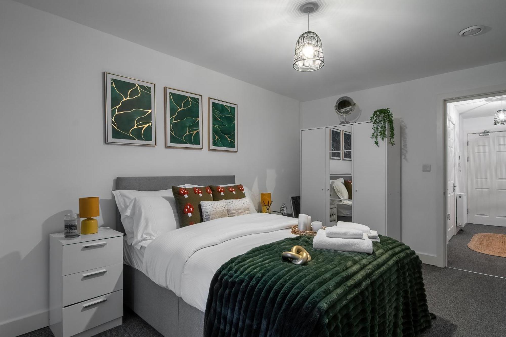 One And Two Bed Apartments Slough Near Heathrow Colnbrook Ngoại thất bức ảnh